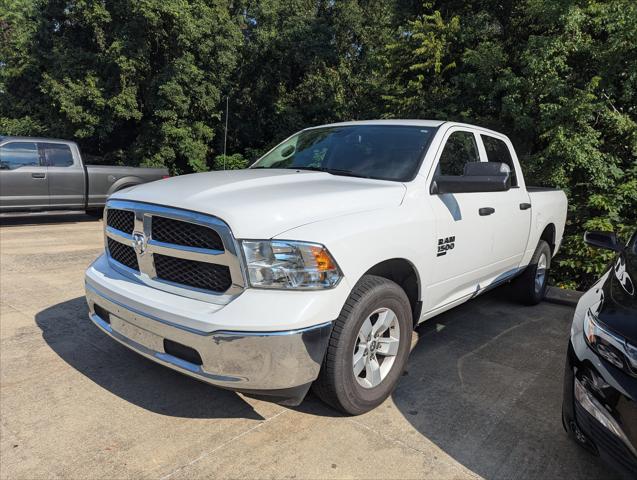 2023 RAM 1500 Classic SLT Crew Cab 4x4 57 Box 2023 RAM 1500 Classic SLT Crew Cab 4x4 57 Box