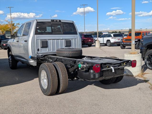 2026 RAM Ram 3500 Chassis Cab RAM 3500 TRADESMAN CREW CAB CHASSIS 4X4 60 CA 2026 RAM Ram 3500 Chassis Cab RAM 3500 TRADESMAN CREW CAB CHASSIS 4X4 60 CA