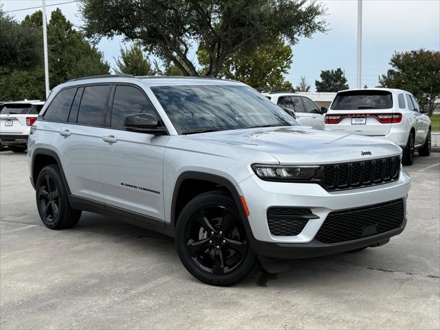 2022 Jeep Grand Cherokee Altitude 4x4