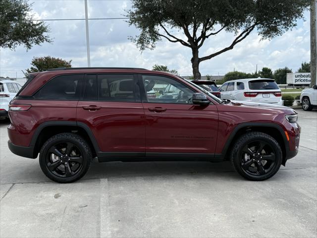 2022 Jeep Grand Cherokee Altitude 4x4