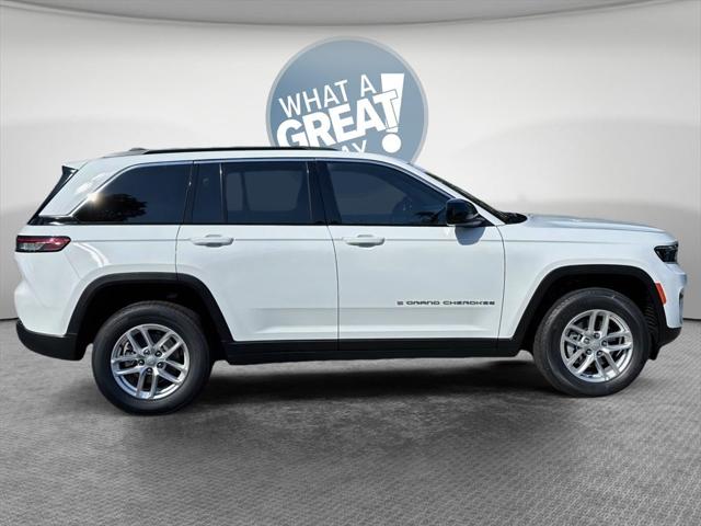2025 Jeep Grand Cherokee GRAND CHEROKEE LAREDO X 4X4 2025 Jeep Grand Cherokee GRAND CHEROKEE LAREDO X 4X4