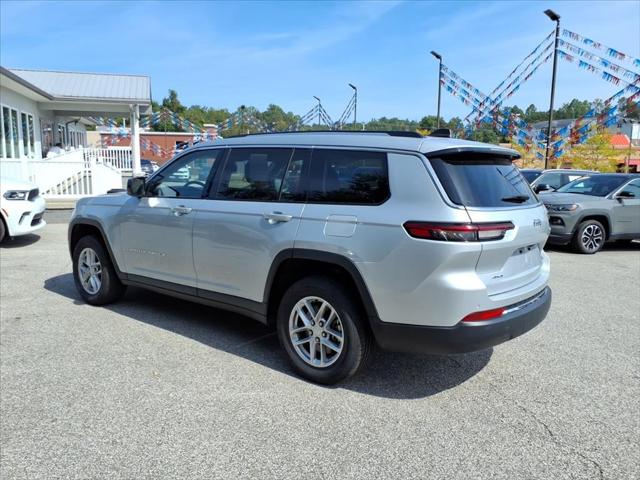 2023 Jeep Grand Cherokee L Laredo 4x4 2023 Jeep Grand Cherokee L Laredo 4x4