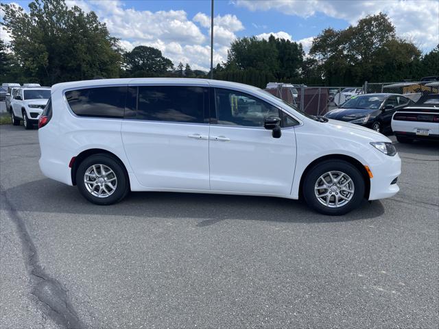 2026 Chrysler Voyager VOYAGER LX 2026 Chrysler Voyager VOYAGER LX