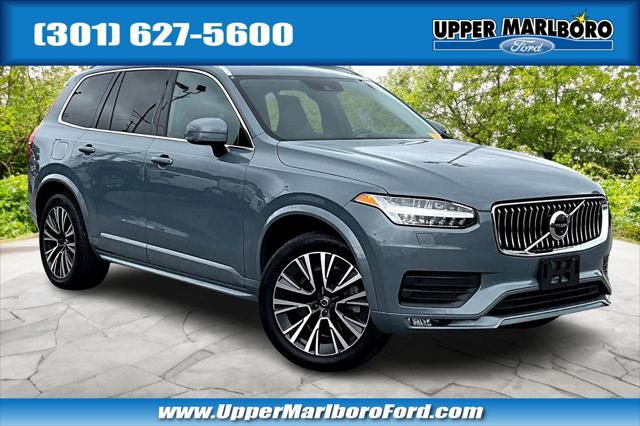 2022 Volvo XC90 T6 Momentum 7 Passenger