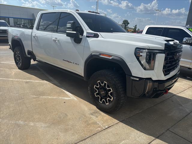 2024 GMC Sierra 2500HD 4WD Crew Cab Standard Bed AT4X