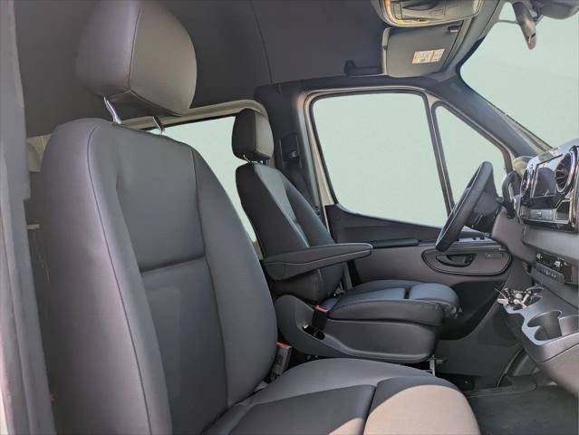 2025 Mercedes-Benz Sprinter 2500 Standard Roof 4-Cyl Diesel HO