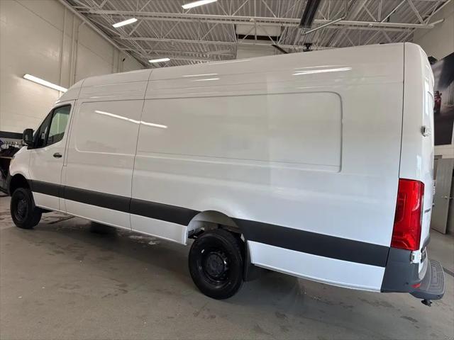 2025 Mercedes-Benz Sprinter 2500 High Roof 4-Cyl Diesel HO