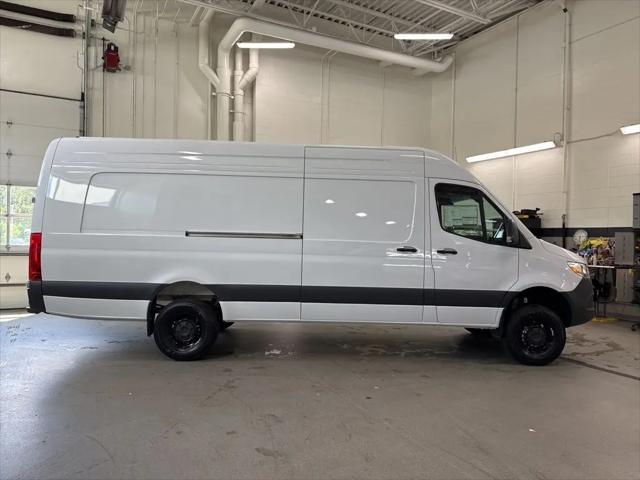 2025 Mercedes-Benz Sprinter 2500 High Roof 4-Cyl Diesel HO
