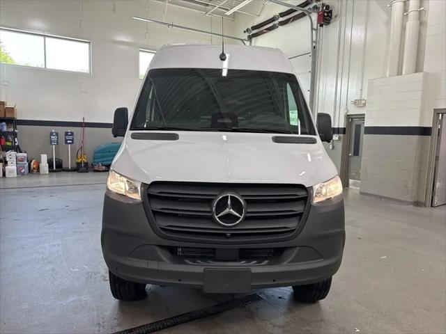 2025 Mercedes-Benz Sprinter 2500 High Roof 4-Cyl Diesel HO