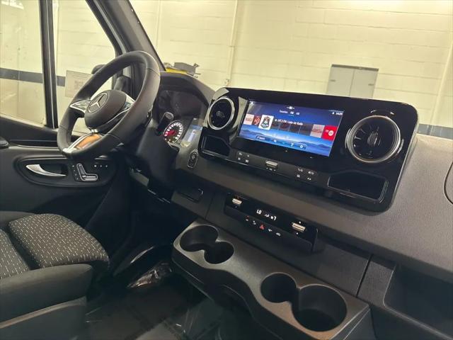 2025 Mercedes-Benz Sprinter 2500 High Roof 4-Cyl Diesel HO