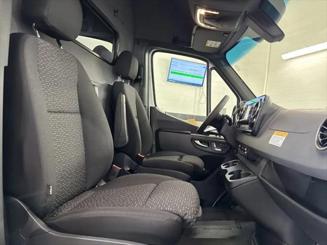 2025 Mercedes-Benz Sprinter 2500 High Roof 4-Cyl Diesel HO