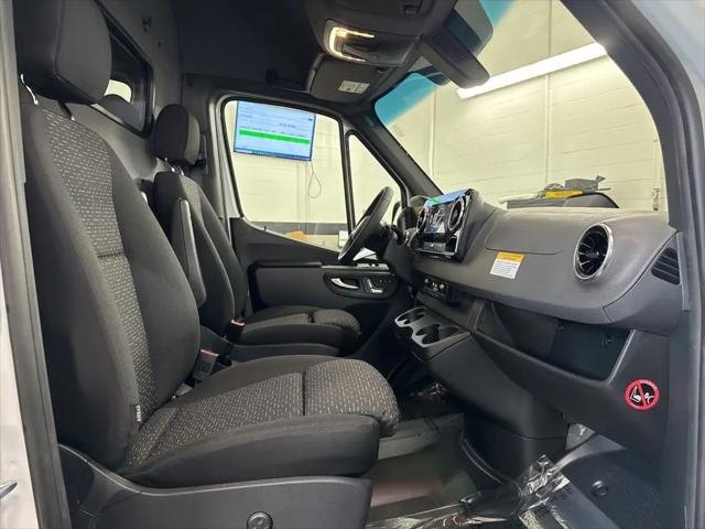 2025 Mercedes-Benz Sprinter 2500 High Roof 4-Cyl Diesel HO
