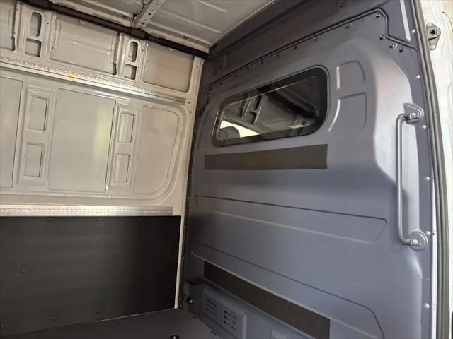 2025 Mercedes-Benz Sprinter 2500 High Roof 4-Cyl Diesel HO