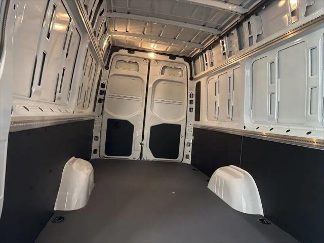 2025 Mercedes-Benz Sprinter 2500 High Roof 4-Cyl Diesel HO