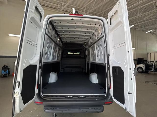 2025 Mercedes-Benz Sprinter 2500 High Roof 4-Cyl Diesel HO
