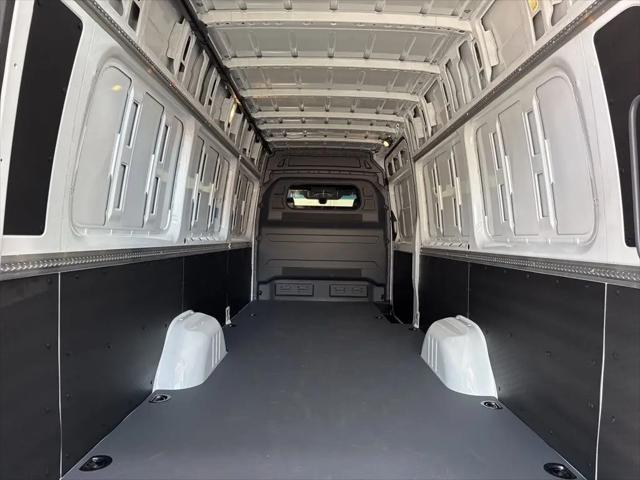 2025 Mercedes-Benz Sprinter 2500 High Roof 4-Cyl Diesel HO