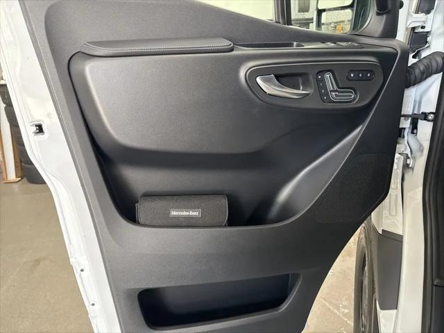 2025 Mercedes-Benz Sprinter 2500 High Roof 4-Cyl Diesel HO