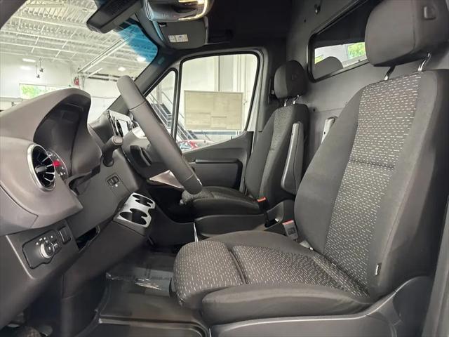 2025 Mercedes-Benz Sprinter 2500 High Roof 4-Cyl Diesel HO