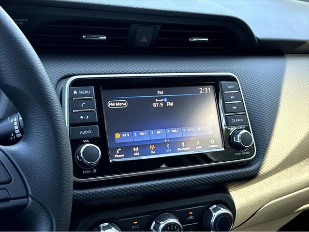 2025 Nissan Kicks S