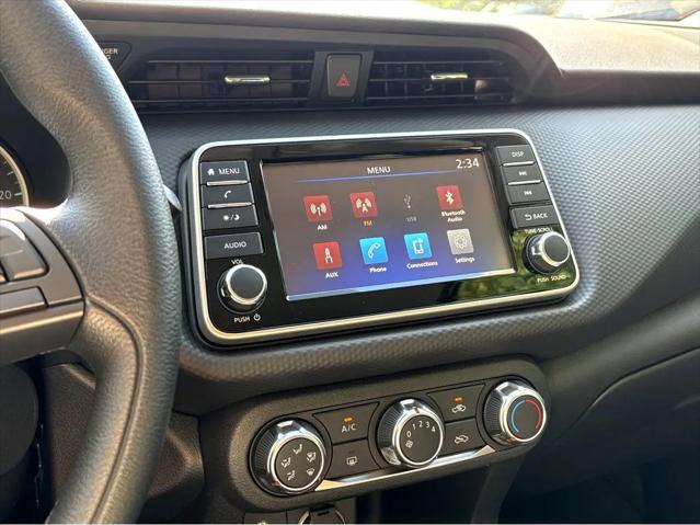 2025 Nissan Kicks S