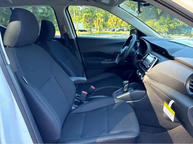 2025 Nissan Kicks S