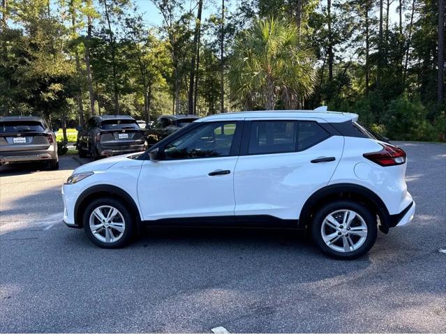 2025 Nissan Kicks S