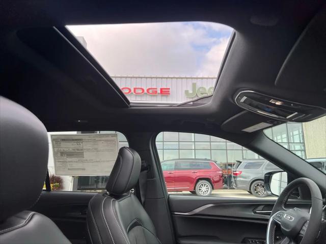 2025 Jeep Grand Cherokee Altitude X 4x4
