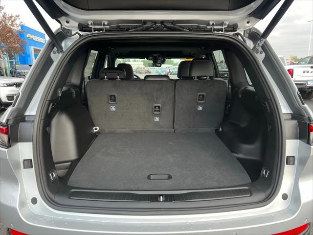 2025 Jeep Grand Cherokee Altitude X 4x4