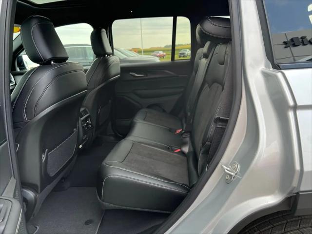 2025 Jeep Grand Cherokee Altitude X 4x4