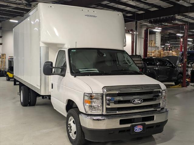 2026 Ford E-450 Cutaway E-Series Cutaway