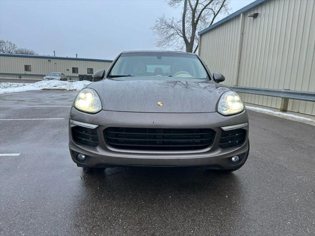2016 Porsche Cayenne Base