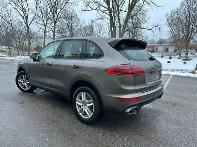 2016 Porsche Cayenne Base