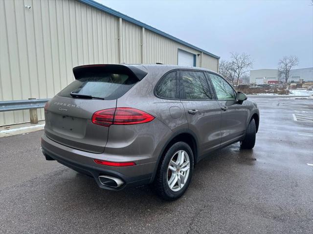 2016 Porsche Cayenne Base