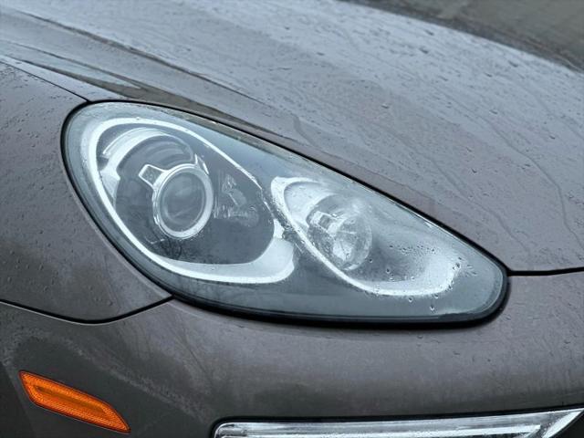 2016 Porsche Cayenne Base