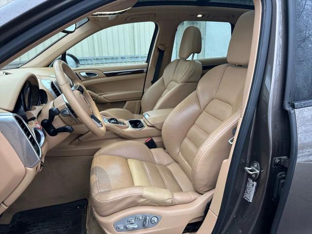 2016 Porsche Cayenne Base