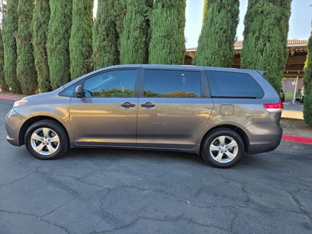 2013 Toyota Sienna L V6 7 Passenger