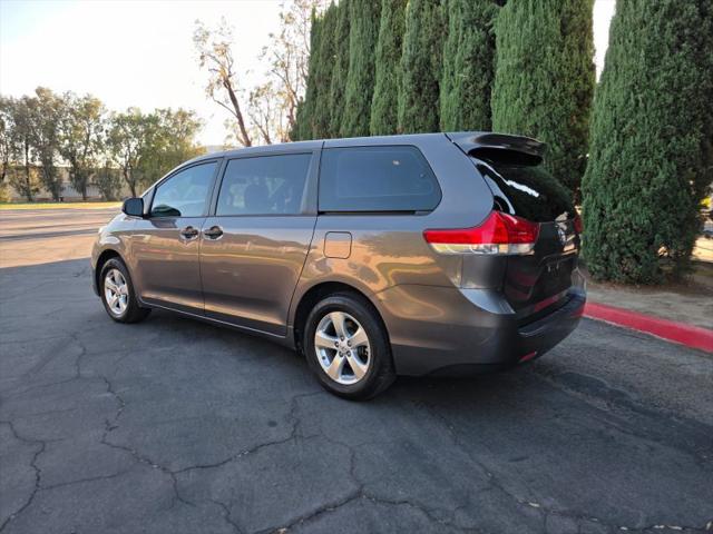 2013 Toyota Sienna L V6 7 Passenger