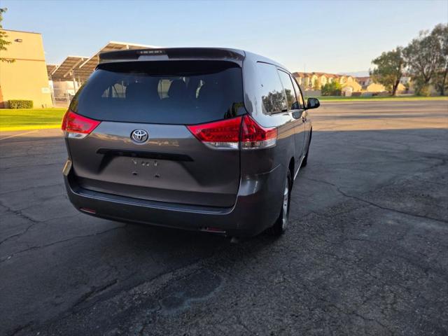 2013 Toyota Sienna L V6 7 Passenger