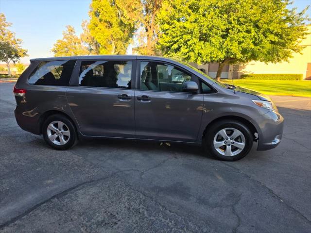 2013 Toyota Sienna L V6 7 Passenger
