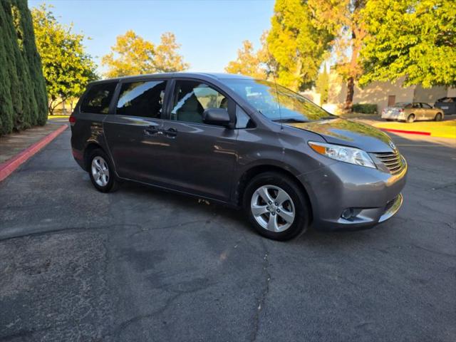 2013 Toyota Sienna L V6 7 Passenger