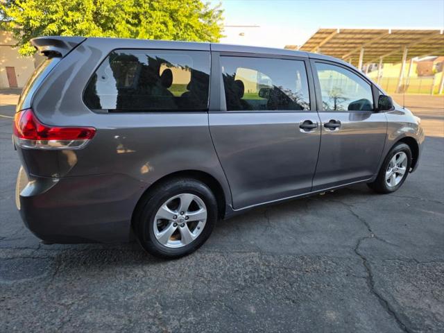 2013 Toyota Sienna L V6 7 Passenger
