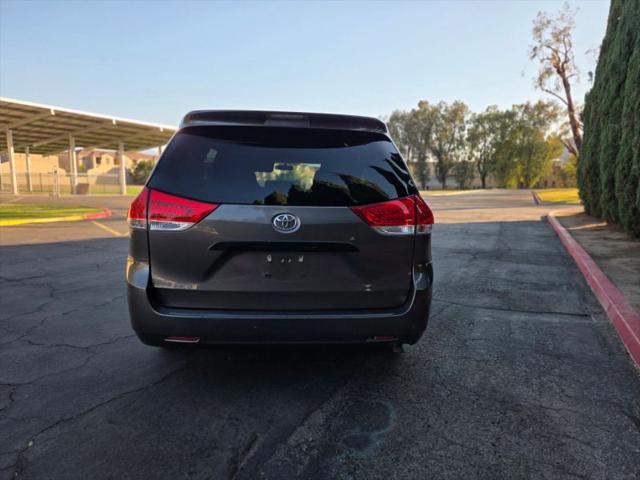 2013 Toyota Sienna L V6 7 Passenger
