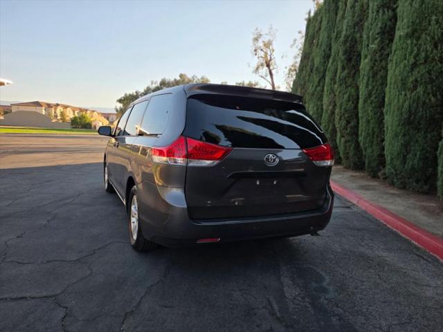 2013 Toyota Sienna L V6 7 Passenger