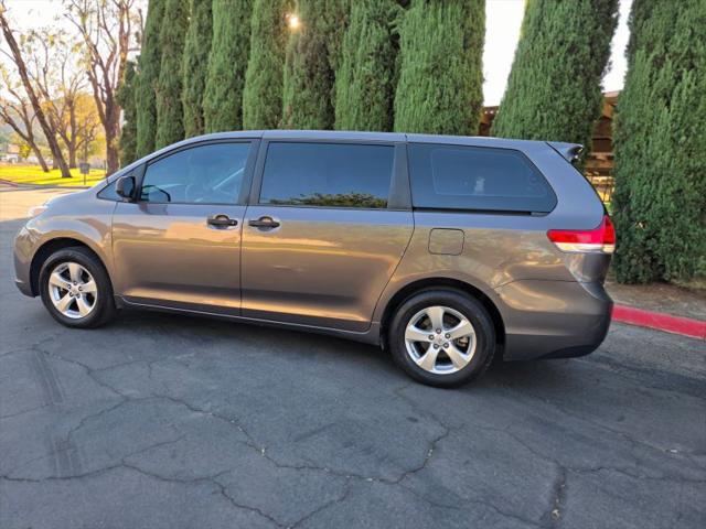 2013 Toyota Sienna L V6 7 Passenger