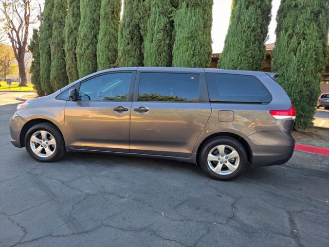 2013 Toyota Sienna L V6 7 Passenger