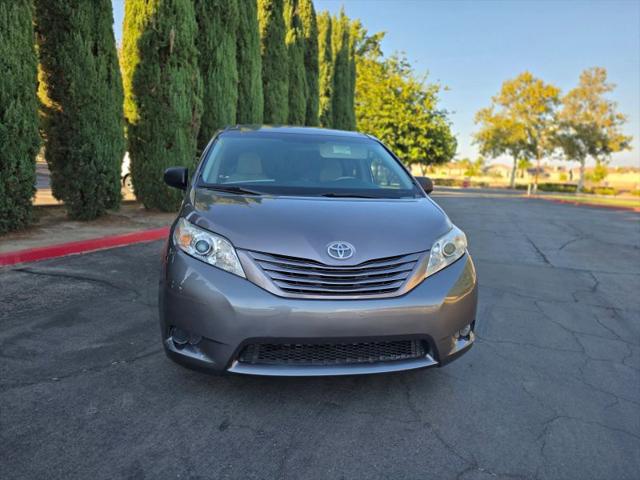 2013 Toyota Sienna L V6 7 Passenger