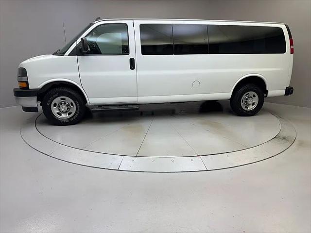 2021 Chevrolet Express Passenger RWD 3500 Extended Wheelbase LT