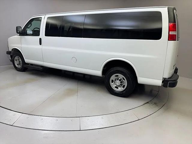 2021 Chevrolet Express Passenger RWD 3500 Extended Wheelbase LT