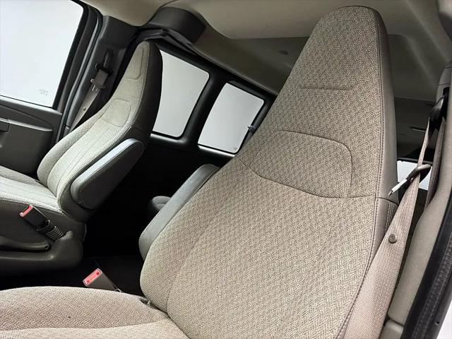 2021 Chevrolet Express Passenger RWD 3500 Extended Wheelbase LT