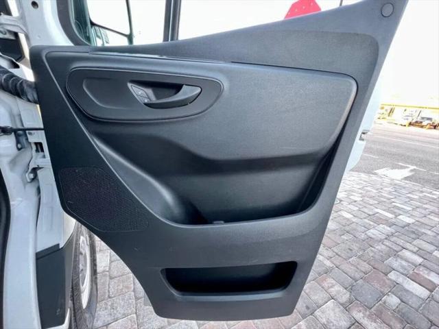 2019 Freightliner Sprinter Base